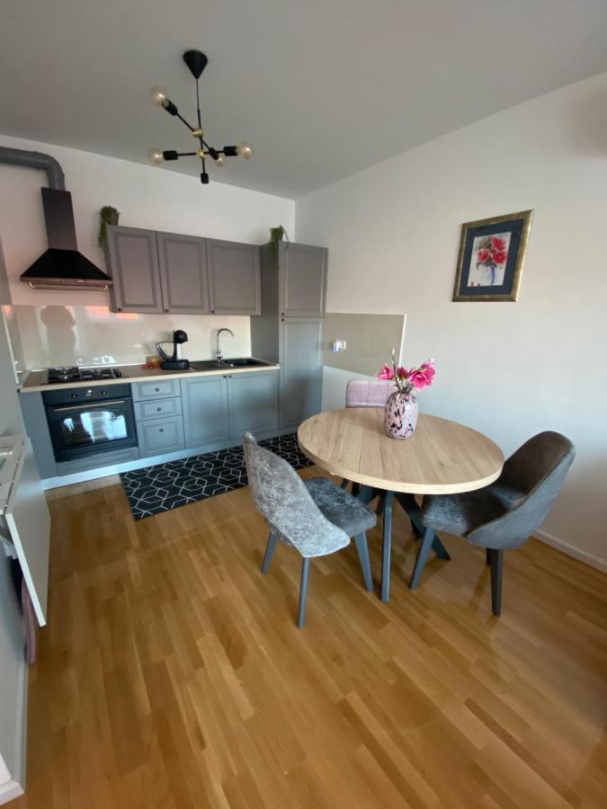 Apartman Pepper Osijek Exterior photo