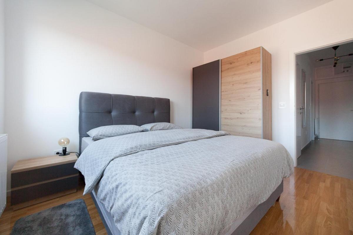 Apartman Pepper Osijek Exterior photo
