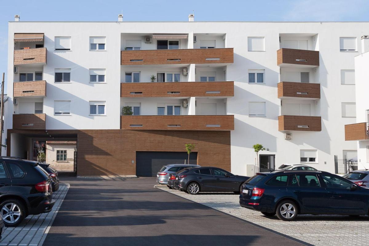 Apartman Pepper Osijek Exterior photo
