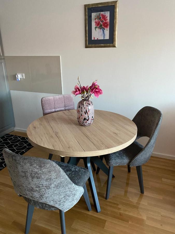 Apartman Pepper Osijek Exterior photo