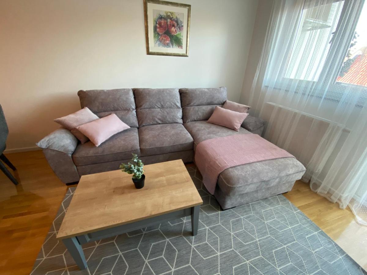 Apartman Pepper Osijek Exterior photo